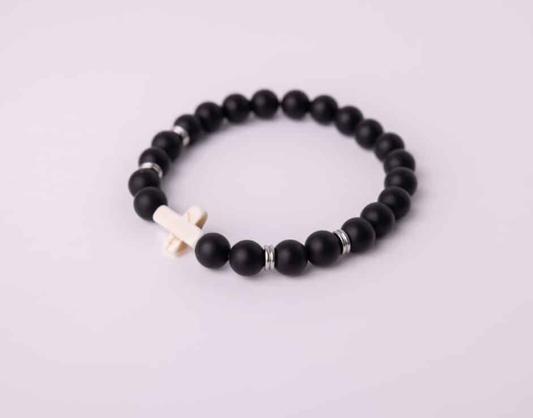 Faith & Boldness – Matte Onyx Cross Bracelet